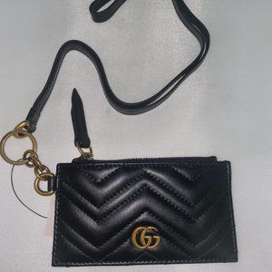 GUCCI GG Marmont quilted leather cardholder with Strap. NEW IN BOX